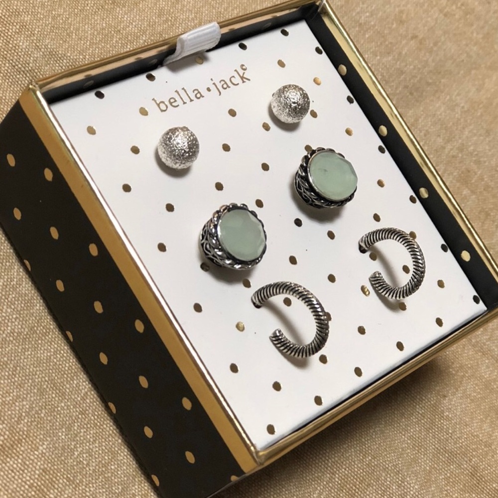 New In Box Bella Jack Earring Set - Picture 2 of 4